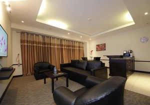 Beautiful 1BHK in BURJ Residence 4 - 205