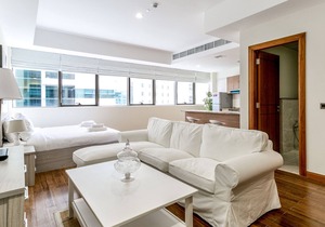 Brand New Studio near Mall of the Emirates!!
