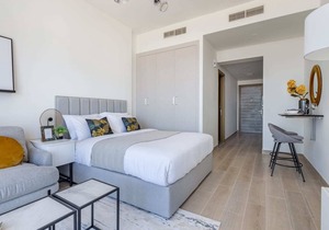Bright and Modern Studio in JVC!