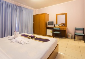 Bucintoro Restaurant & Guesthouse Belvedere - 10 minutes from Patong Beach