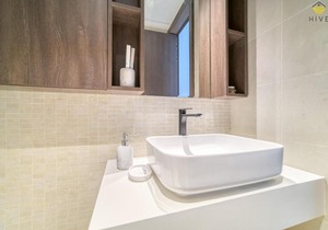 Central 1 Bedroom Apartment in Euro Residence