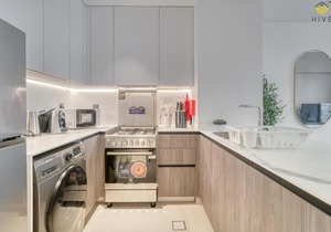 Central 1 Bedroom Apartment in Euro Residence
