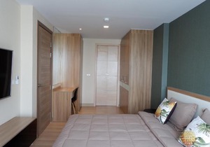 Comfort&Cozy in the middle of city / BTS Ekamai