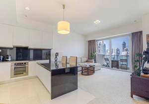 Daniels 1BR at JW Marriott with Marina View