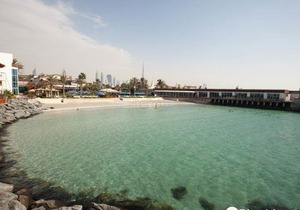 Dubai Marine Beach Resort & Spa