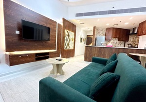 FABULOUS AND COMFY 2 BEDROOM APARTMENT IN DUBAI