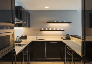 Fully Serviced One Bedroom Apartment