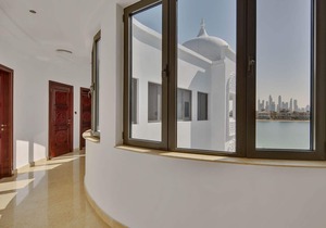 Fully Upgraded 6 Bedroom Villa w Private Pool and Beach