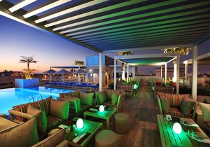 Grand Cosmopolitan Hotel