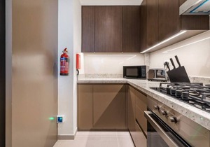 High-End Chic Apartment, Close to Burj Khalifa