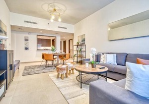 Incredible Views From This Classy Apt With Terrace