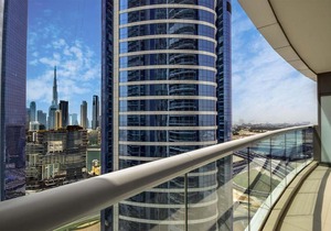 KeyHost - Luxury 2 BR Apt in Paramount Towers by Damac - K3870
