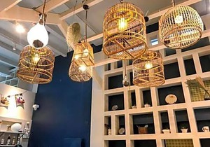 Kinnon Deluxe Hostel Coworking Cafe
