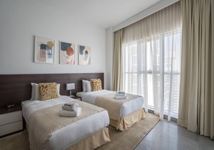 Lavishing Full Marina View Apt Near The Beach