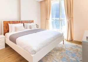 Luxurious 2BR W/ Study in Downtown - Sleeps 5!