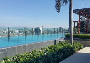 Luxurious1BR-Next to BTS-Rooftop pool