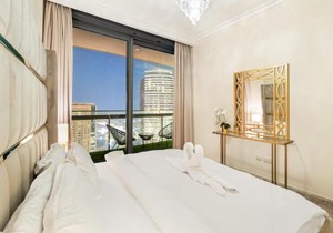 Luxury 2BR Skyline Sea View Direct Mall Metro Dining Shops City Walk