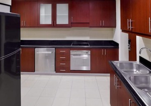 One Bedroom Apartment Near World Trade Centre Ab
