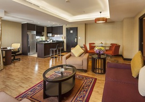 One Bedroom Grand Suite Apartment in the city center (G34)