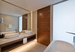 One Bedroom Suite Near Culture Village