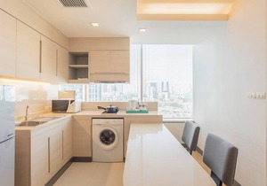 Premium Suite near BTS Phrakhanong住宅套房 U8
