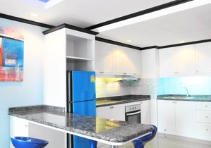 Sea view 16th floor condo at Jomtien Beach