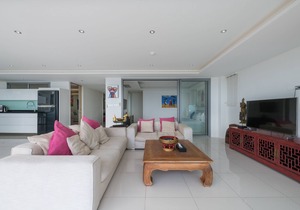 Seaview 2 Bedroom and 2 Bathroom