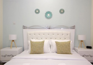 Signature Holiday Homes - Furnished 1BHK in Marina Arcade, Marina Dubai