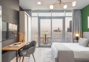 Silkhaus quiet DIFC studio with Burj Khalifa view and balcony