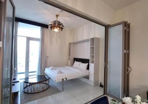 Spacious, Economical Apt Near Miralcz Garden