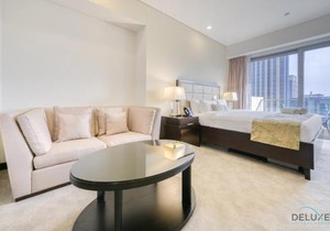 Steps Away From Marina Mall with Iconic Marina Canal Views, The Address Residences, Dubai Marina by Deluxe Holiday Homes