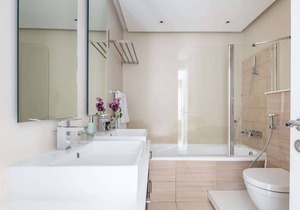 Stylish 2BR Apartment in Barsha Heights