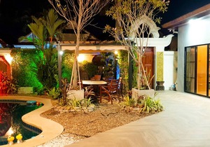 Sumptuous 4 bedroom villa 400m from the beach - Pattaya Holiday House