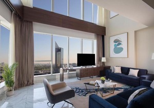 Superior Duplex Apartment Near The Media Lounge Palm By Luxury Bookings