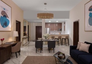 Three Bedroom Apartment Near Mina Seyahi Beach