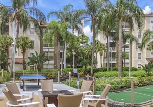 Three Comfortable Units, Mini-Golf and Basketball, Fun! Free Wifi, Theme Parks