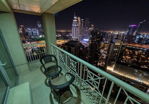 Top Floor 1BR Apartment (Partial Burj Khalifa & Fountain Views)