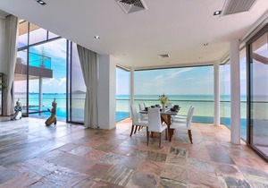 Villa U - Luxury Beachfront Villa