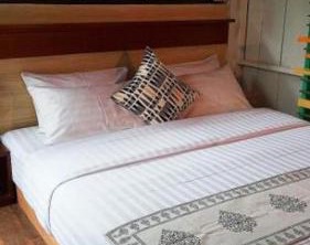 Baan Mai Kradan Hostel Chiang Rai | Wieng