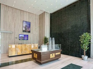 Amna T دبي | Business Bay
