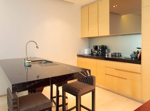 Silom | Embassy District