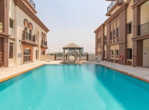 Frank Porter Canal Residence | Dubai Sports City
