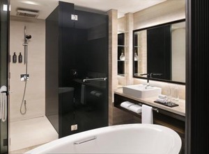 Sheraton Grand Hotel | Trade Center