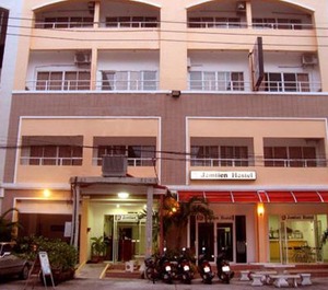 Baan Wararin Hostel 