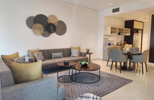 Trade Center House | 1 Bedroom Apartment Near WTC Metro Station
