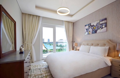 Jumeirah Village Circle Apartment | 1 BR with Parking in Regent Court - JVC