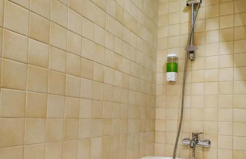 Jumeira 3 Hostel | 1 WORLD, Premium Hostel, JBR, Near Metro and Beach