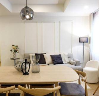 Bangkok Central Business District Apartment | 100 m² Apartment ∙ 3 bedrooms ∙ 8 guests