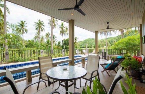 Pak Nam Pran Resort | 130 m² Resort ∙ 3 bedrooms ∙ 6 guests
