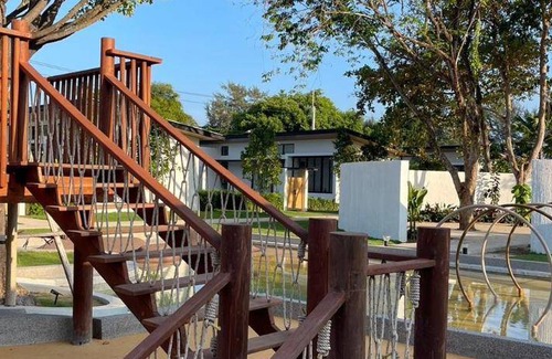 Rayong Resort | 206 m² Resort ∙ 3 bedrooms ∙ 8 guests